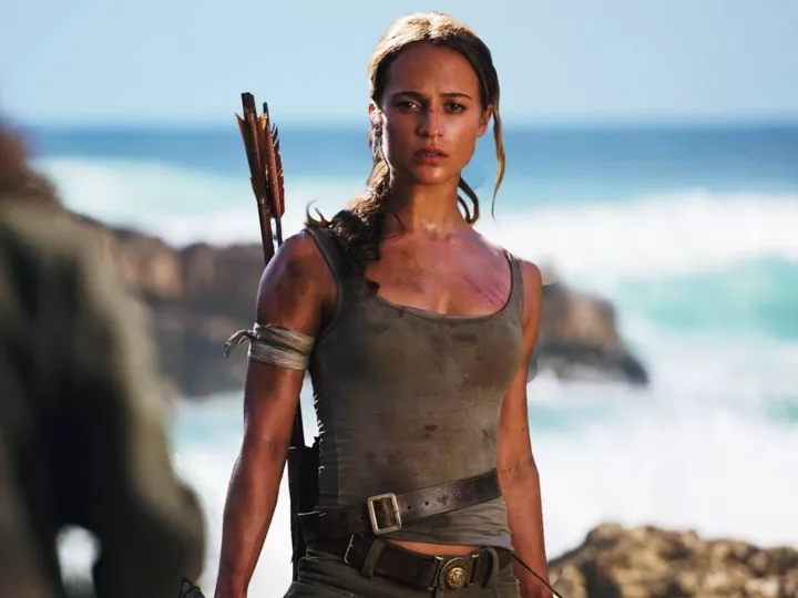 Кадр из фильма "Tomb Raider: Лара Крофт"8