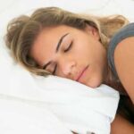 Крапку поставлено: норвезькі вчені вирахували оптимальну тривалість сну