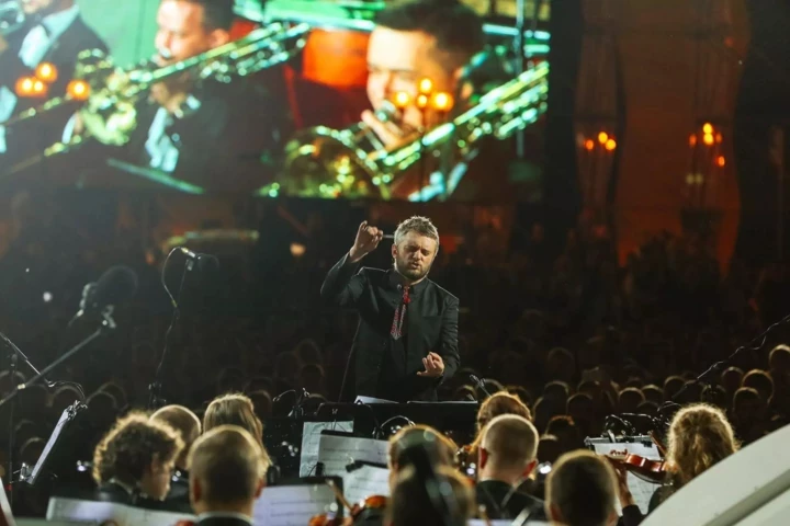 Диригент Кирило Карабиць отримав орден від короля Британії за популяризацію української музики1