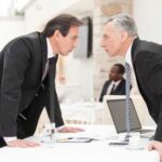 Агресія в офісі: як тактовно поставити колегу на місце