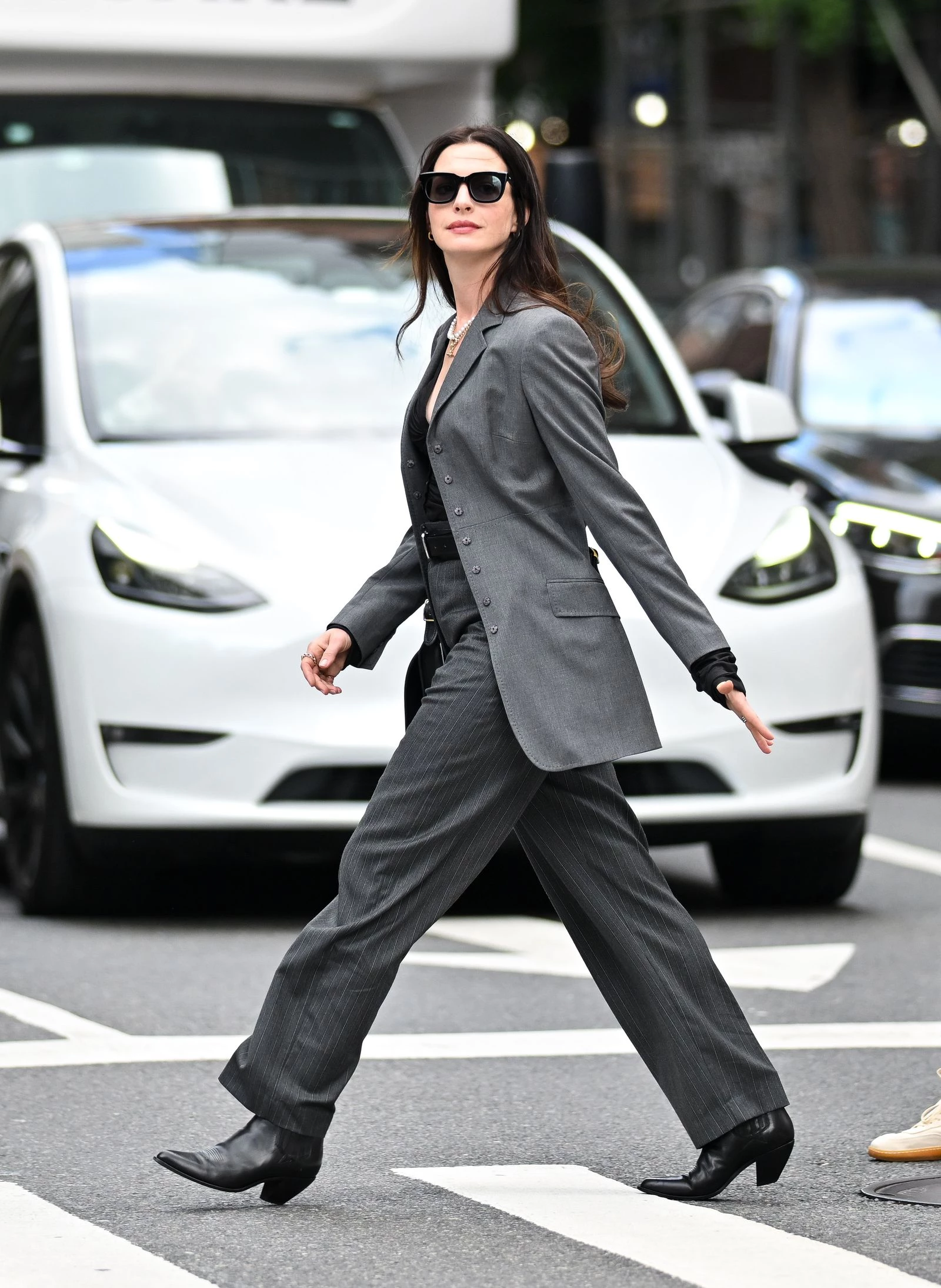 4 пари взуття Енн Гетевей у фільмі 