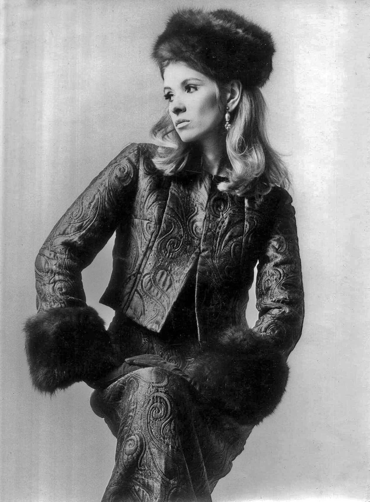 Під час модельного контракту в Європі на початку 1960-х Марта Стюарт глибоко вивчала італійську, німецьку та французьку кухню — саме тоді зародився її інтерес до гастрономії як мистецтва. Photo: Courtesy of Martha Stewart8