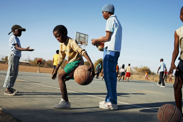 BWA: Комплексні африканські партнерства з питань ВІЛ/СНІДу