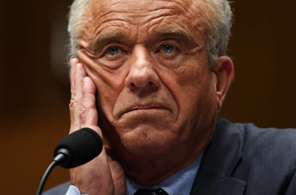 Секретар HHS РФК-молодший свідчить щодо бюджету під час слухань у Палаті представників та Сенаті в середу