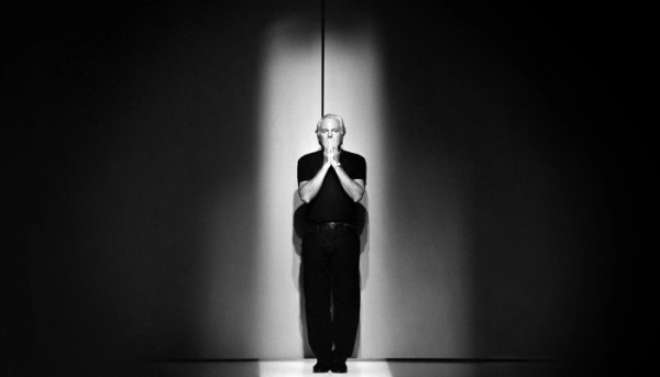 Armani прокладає шлях до потенційного викупу гігантом розкішної нерухомості або IPO