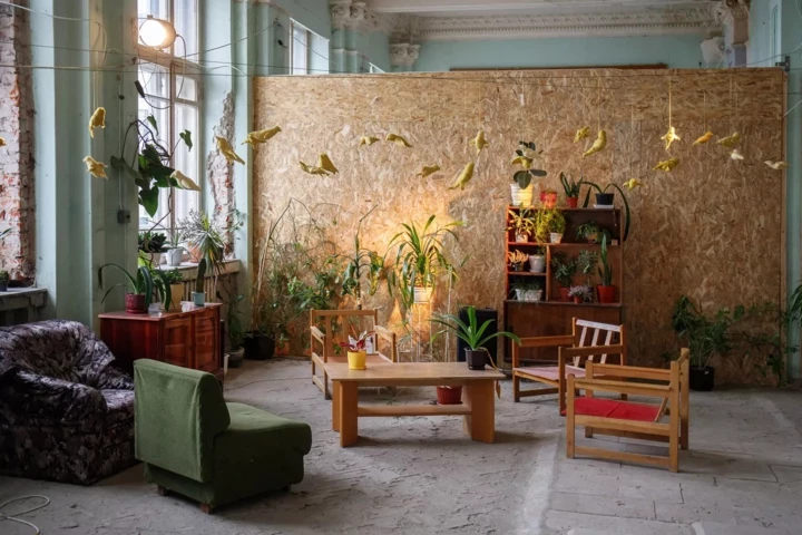 Десять мистецьких робіт про Донбас.
5