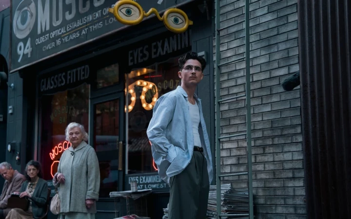 "Марті Супрім: Майстер поєднань" – взірець фільмографії Тімоті Шаламе
0