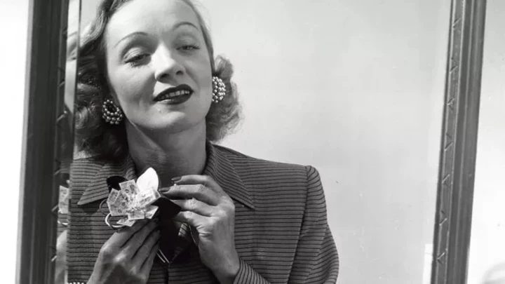 Читання на вікенд: "Картьє: Прихована сага про династію, яка створила ювелірний дім"
4