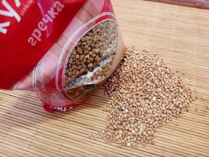 Навіщо їсти гречку з молоком: правда про марне поєднання