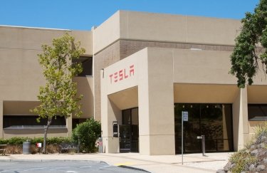 Підрозділ енергетики Маска заходить на електричний ринок Британії.