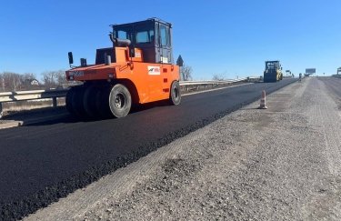 У Києві рух транспорту частково обмежать на мостах і естакадах через ремонтні роботи: подробиці