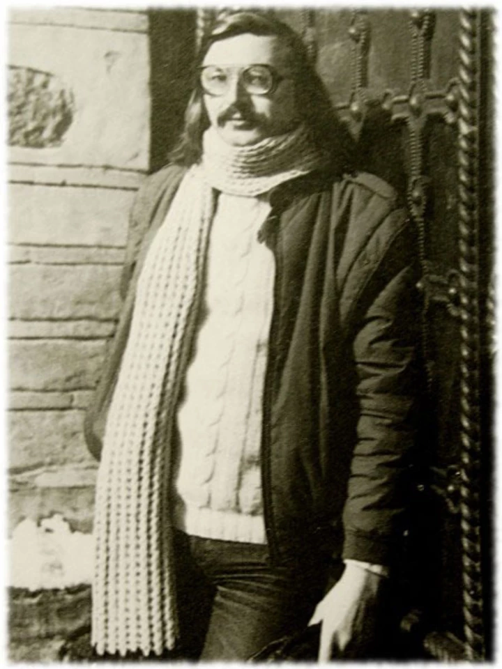 Чотири призабуті українські митці пера, варті вашої уваги.
2