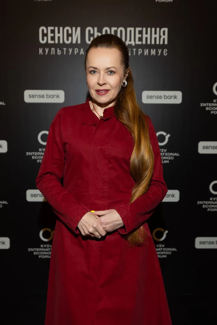 Вечір "Сенси сьогодення: культура, яка підтримує" у театрі Лесі Українки: як це було.
12