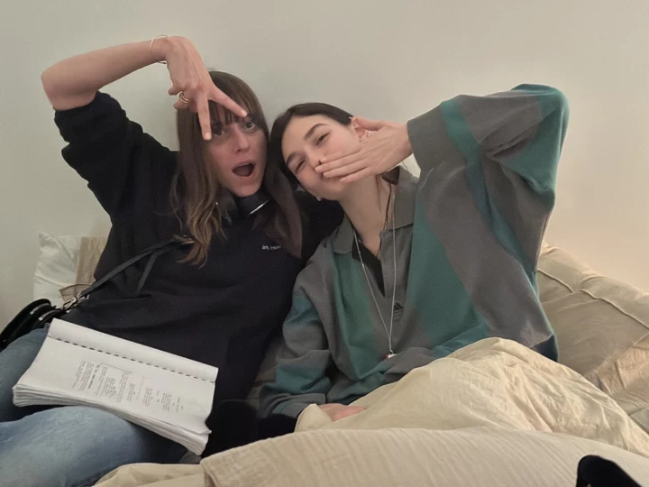 Аліс Винокур, творчиня "Кутюру", про співпрацю з Джолі, Україну та зйомки у ательє Chanel.
1