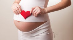 Чи варто вірити міфам про дітей, народжених шляхом кесаревого розтину?