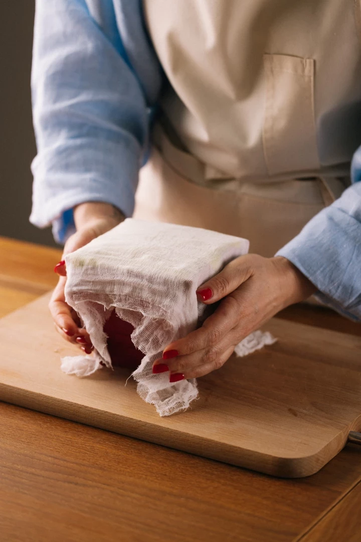 Холодна сирна паска: святковий рецепт, що вразить всіх
16