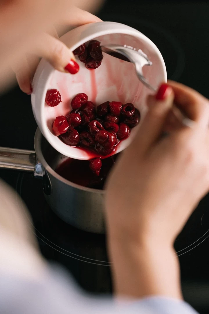 Холодна сирна паска: святковий рецепт, що вразить всіх
2