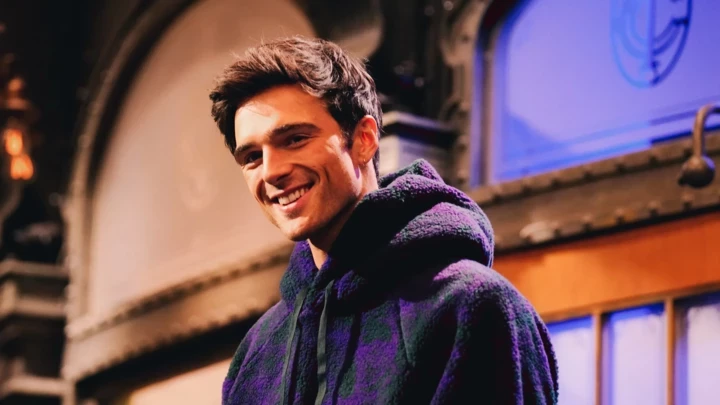 Свіжі обличчя та неочікувані повороти подій: огляд третього сезону "Ейфорії"
3