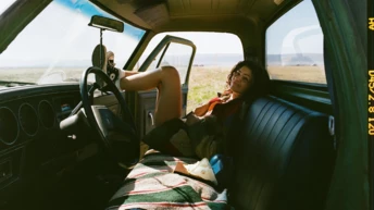 Свіжі обличчя та неочікувані повороти подій: огляд третього сезону “Ейфорії”