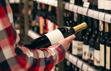 Податкова: близько 3 тисяч ліцензій на торгівлю підакцизкою під загрозою скасування –&hellip;