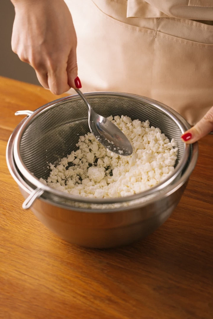 Холодна сирна паска: святковий рецепт, що вразить всіх
4