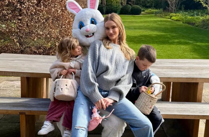 Зірки на Великодні свята: як провели час Кардаш’ян, Дженнер та Коллінз.