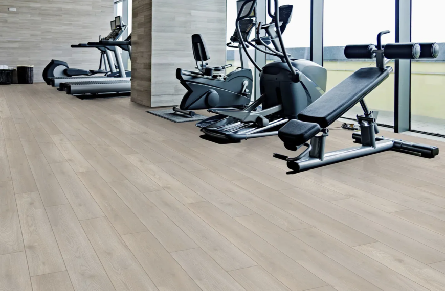 Ламінат 33: чи дійсно він витримує 10+ років — розбираємося без міфів