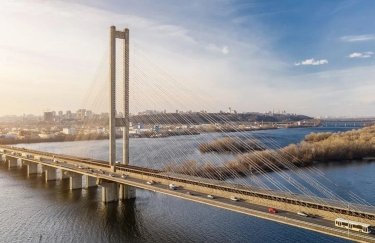 Рух Південним мостом у Києві буде частково обмежено: коли саме та які смуги буде закрито