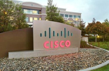 Cisco скоротить штат приблизно на 4000 працівників, щоб інвестувати в штучний інтелект.