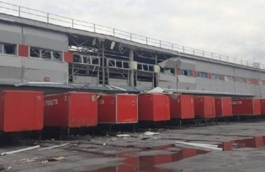 Росія знову обстріляла термінал “Нової пошти” у Дніпрі: що станеться з відправленнями