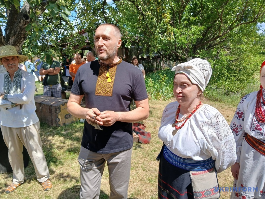 Перші колоски нового врожаю – для різдвяного дідуха10