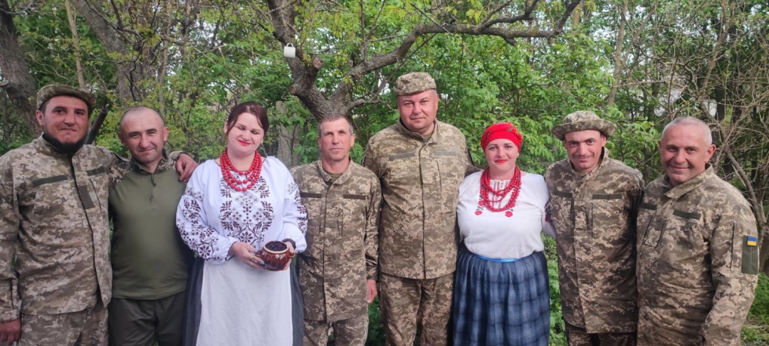 Бузина на городі, а на столі – бузинник6