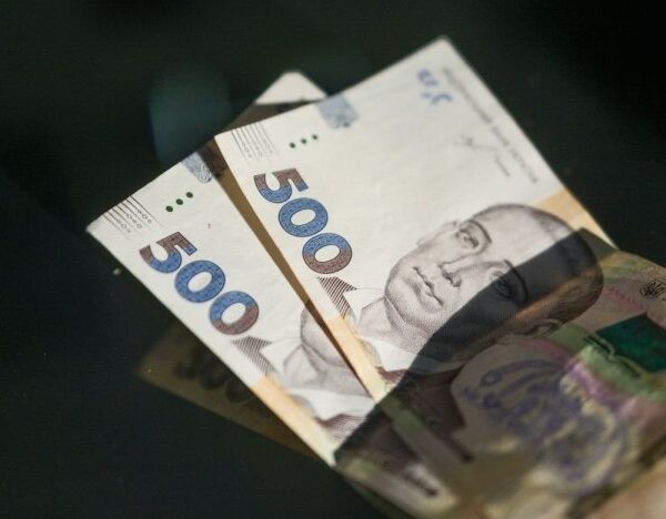 2026 року квітня місяця пенсіонерам по 1500 гривень: умови отримання державної підтримки