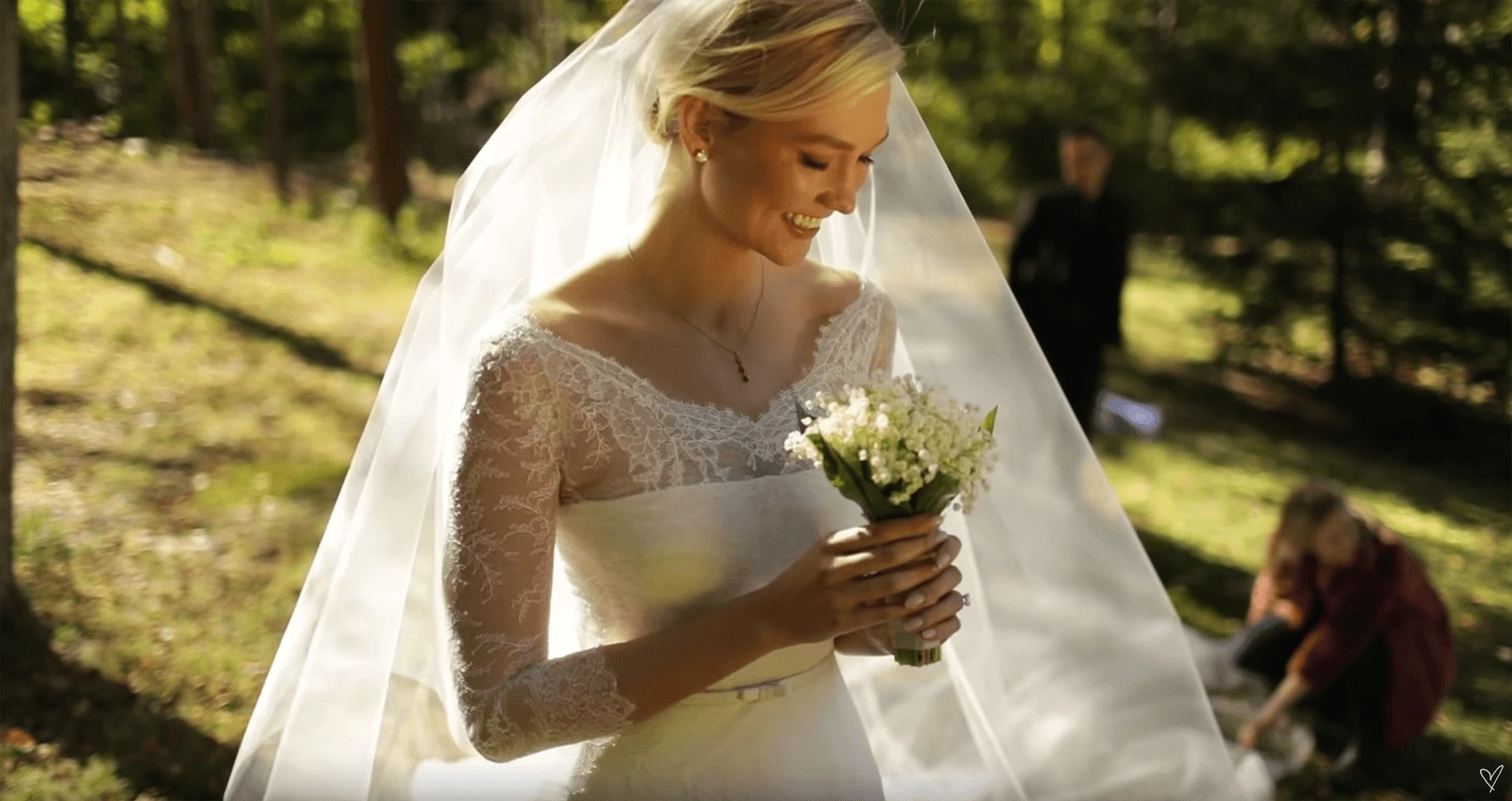 9 визначних весільних вбрань від Dior, що стали історичними8