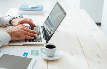 Захистів ФОПів в Україні зменшилося на третину: у яких галузях започатковують діяльність