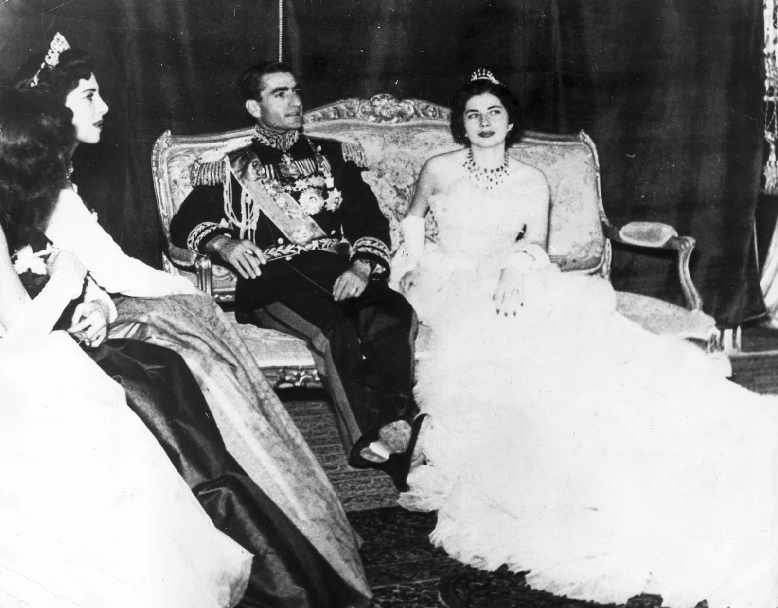 9 визначних весільних вбрань від Dior, що стали історичними1