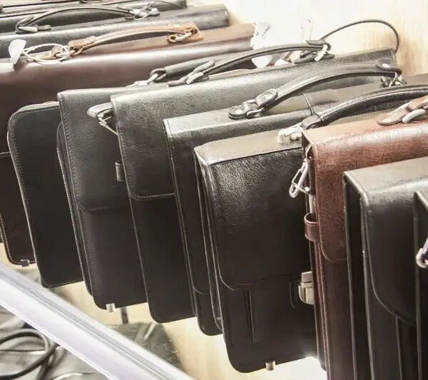 В Римі винесли все з елітного Louis Vuitton