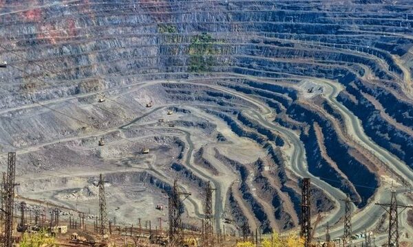 Південний ГЗК зменшує виробництво через блокаду агресором морських шляхів