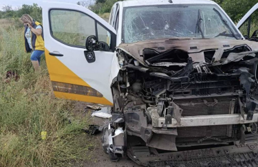 Ворог знищив мобільне відділення “Укрпошти” на Донеччині за допомогою дрона: співробітники врятувалися