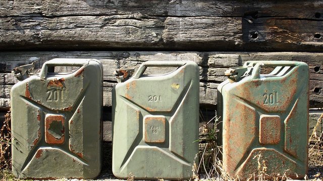Україна випробує підземні сховища для пального