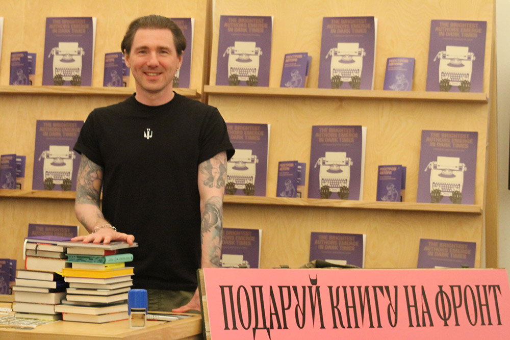 Письменник-військовий не дорівнює текстам про війну — як працюють «Реєстрові автори»1