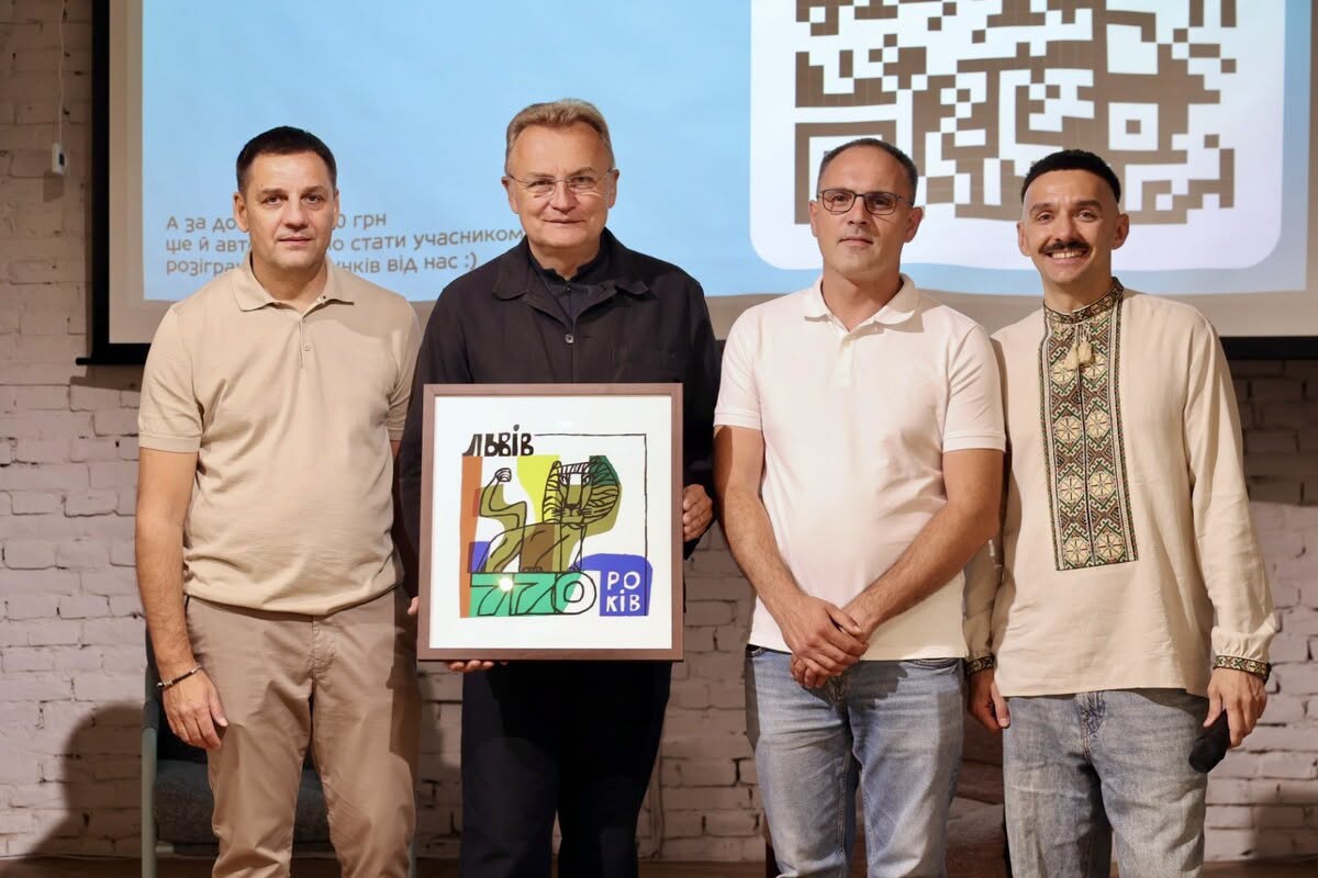У Львові відкрили книгарню «Сенс»2