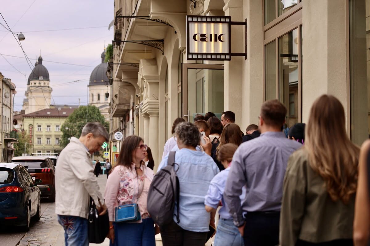 У Львові відкрили книгарню «Сенс»0