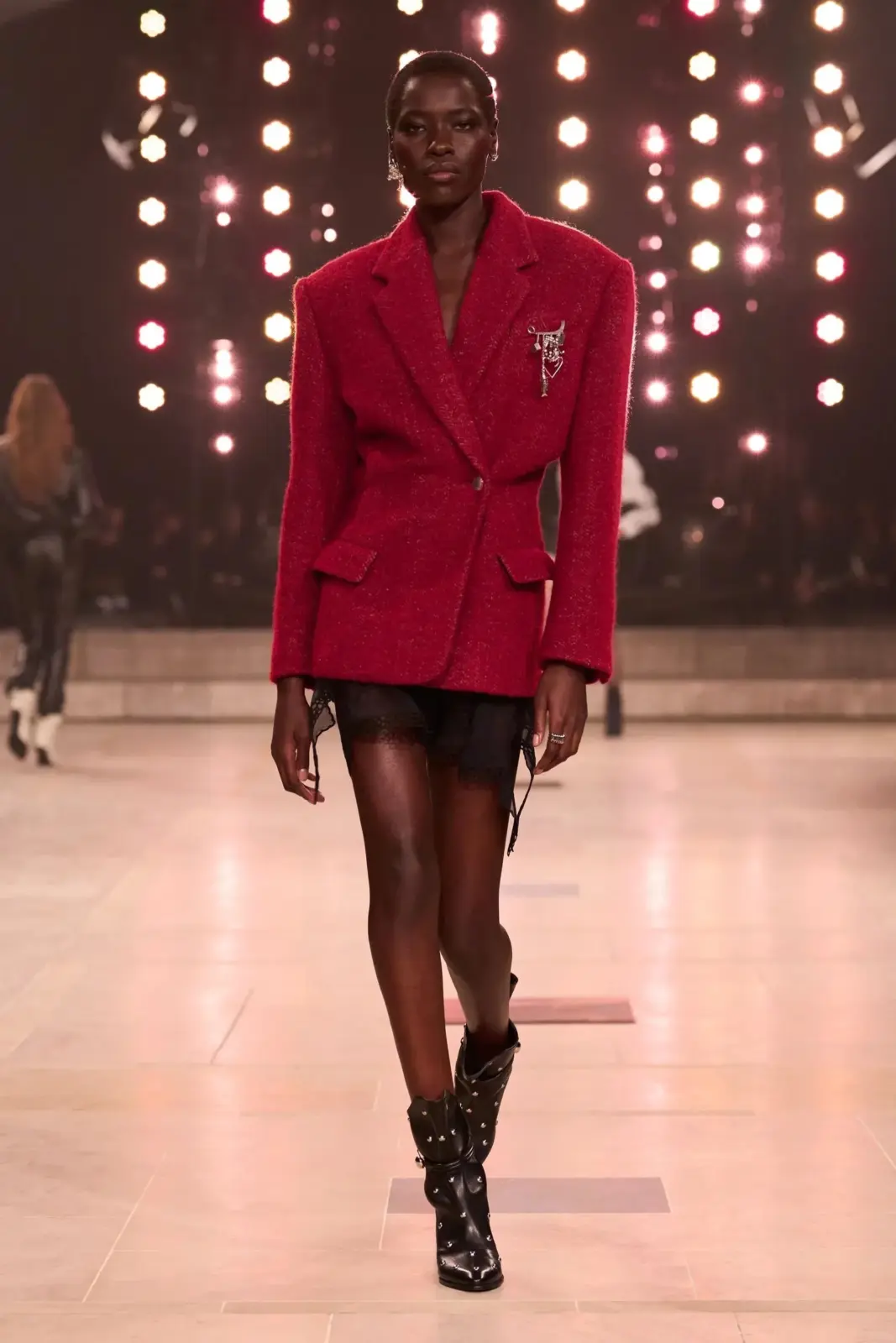 Power dressing: як жінки-лідерки повертають собі стиль8
